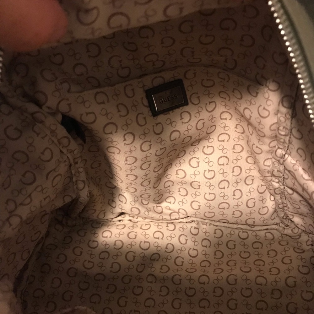 Guess mini backpack olive green - Picture 3 of 4